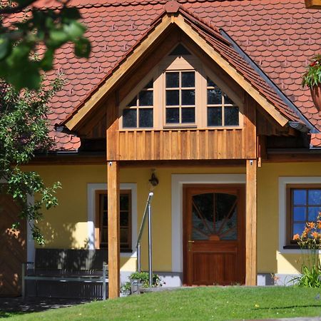 Haus Schoenegger Kitzeck im Sausal Exterior photo